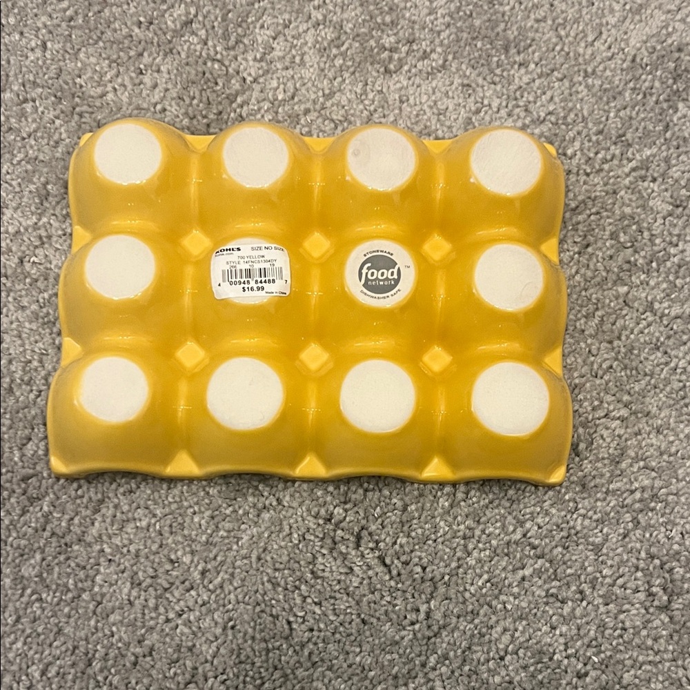 Food Network Sunny Yellow Stoneware Egg Tray NWOT - Picture 3 of 4